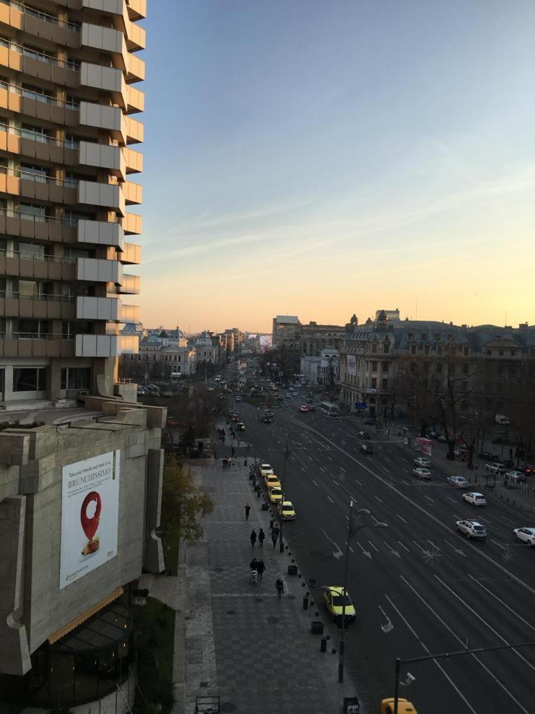 Central Studio Across From Intercontinental Bucureşti Ngoại thất bức ảnh