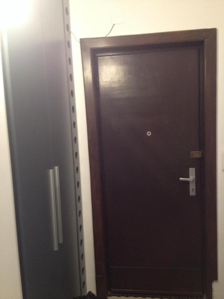 Central Studio Across From Intercontinental Bucureşti Ngoại thất bức ảnh
